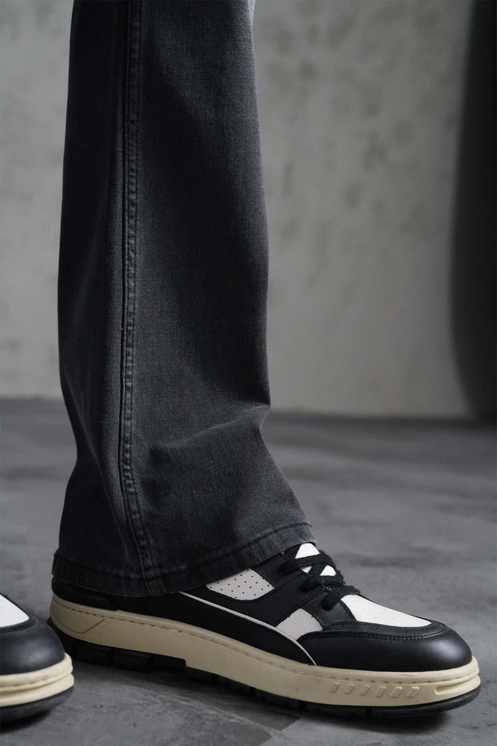 Flaired Denim Jeans Grey