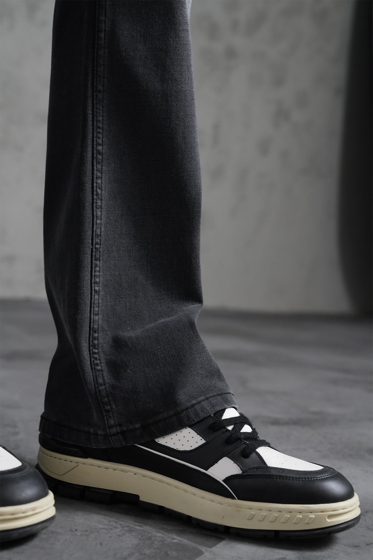 Flaired Denim Jeans Grey