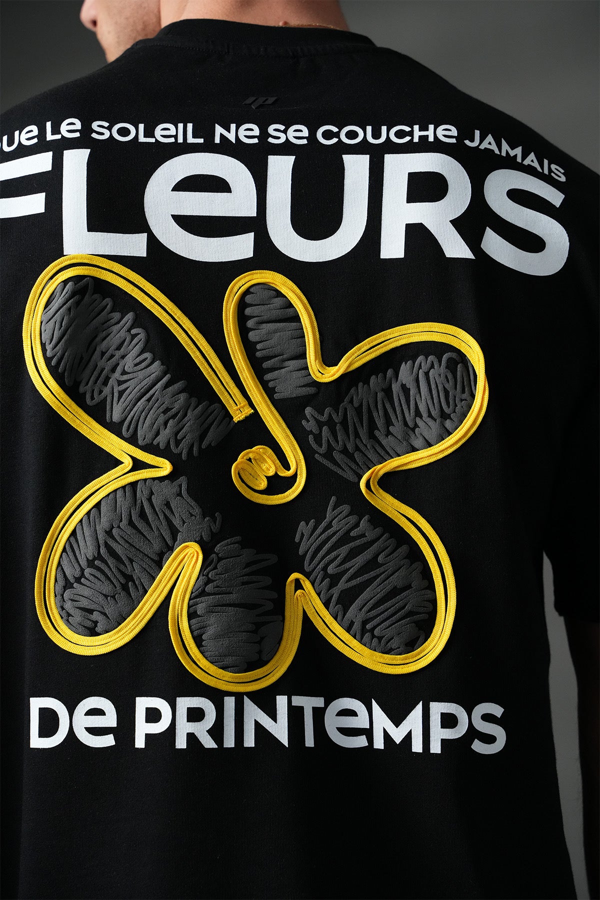 Fleurs Tee