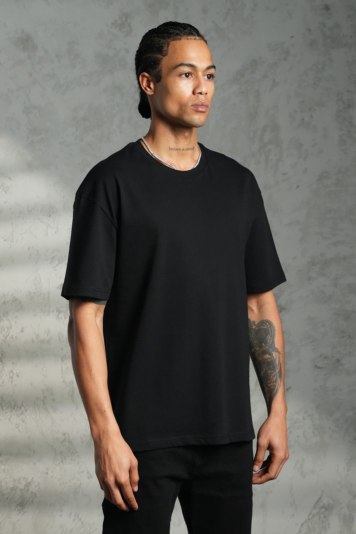 Basic IK Tee