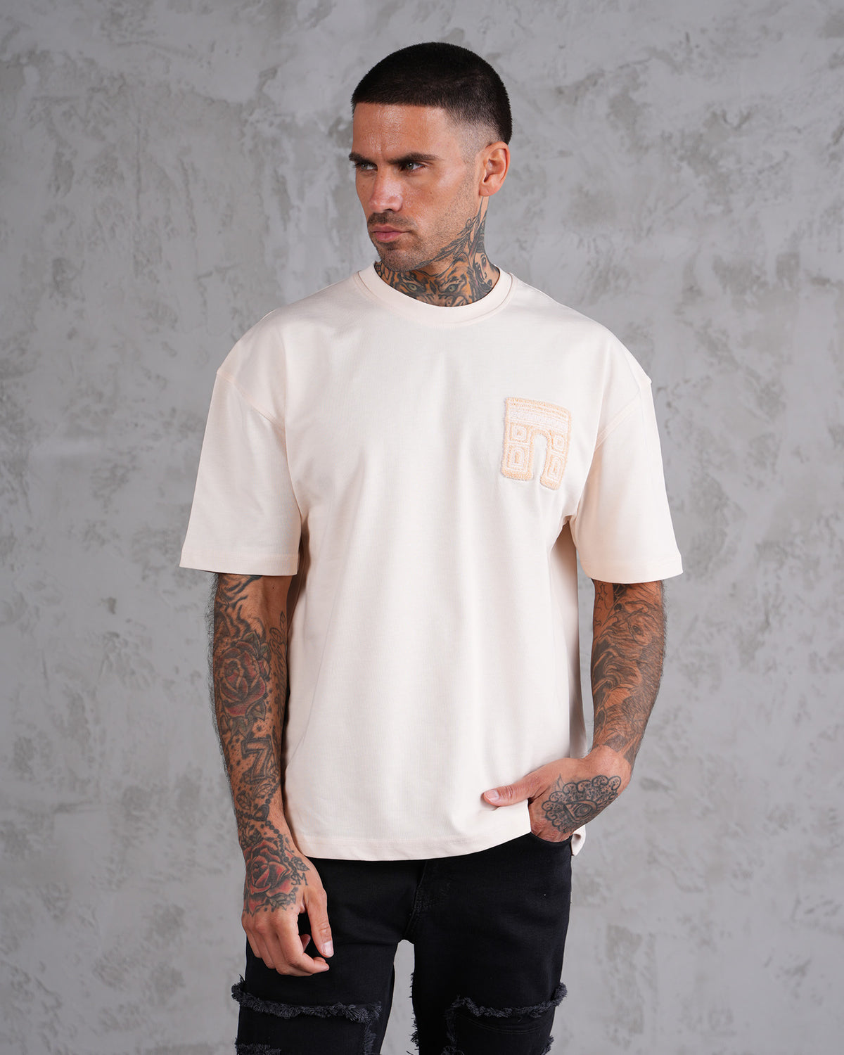 Mona Tee Basic Drip