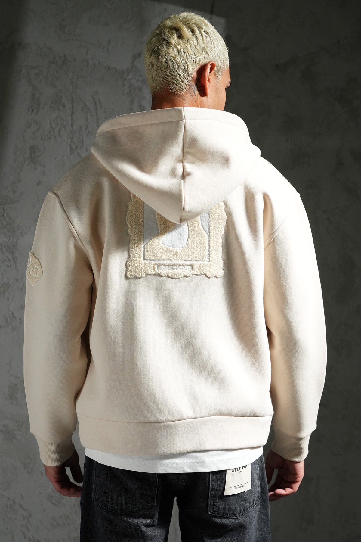 Mona Lisa Zipper