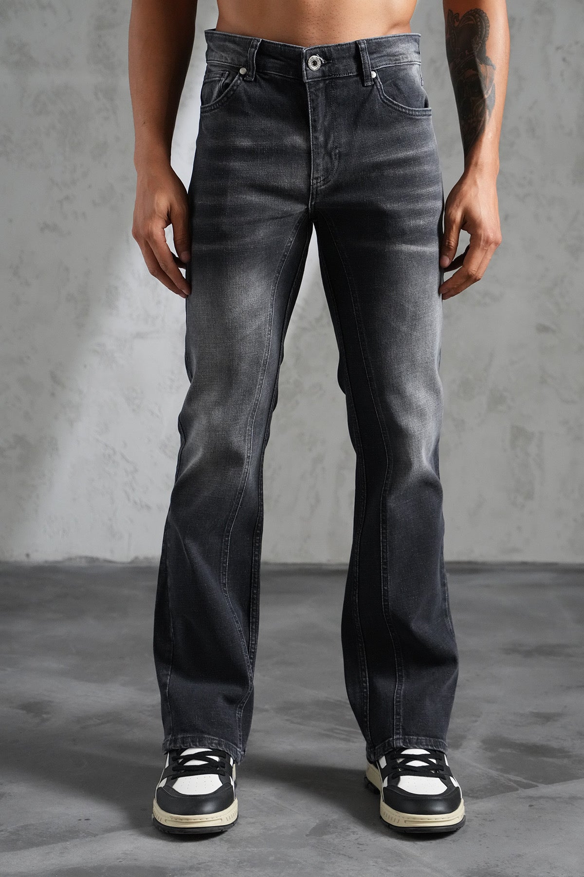 Flaired Denim Basic Black