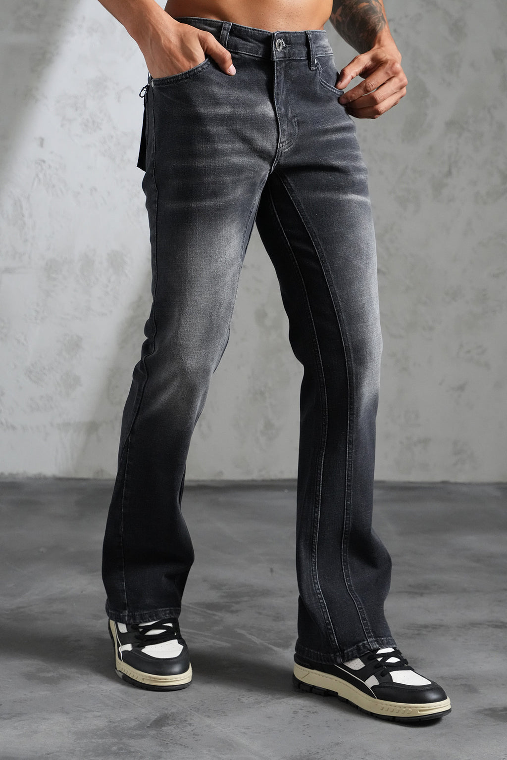 Flaired Denim Basic Black