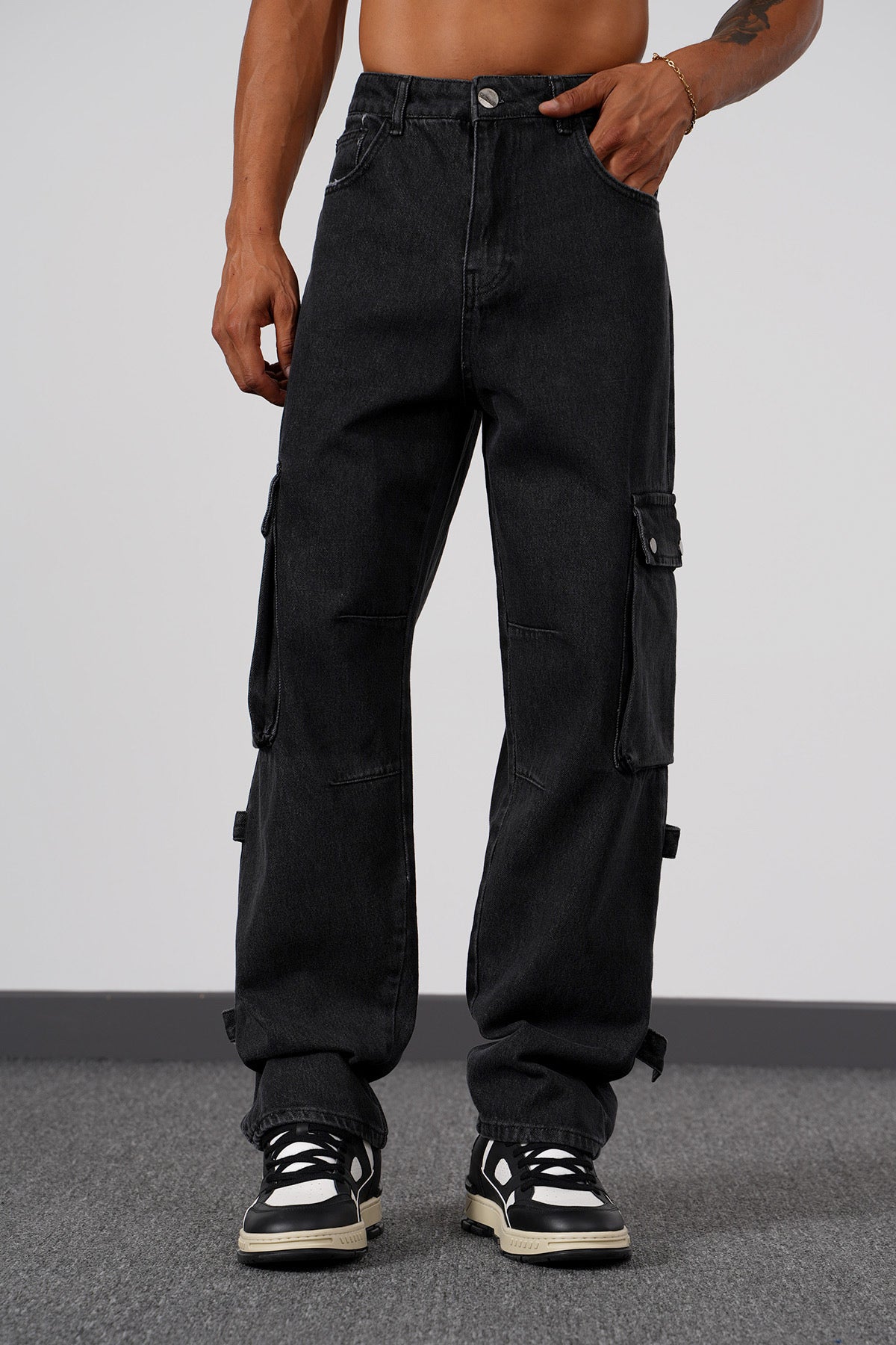 Cargo Streight Fit