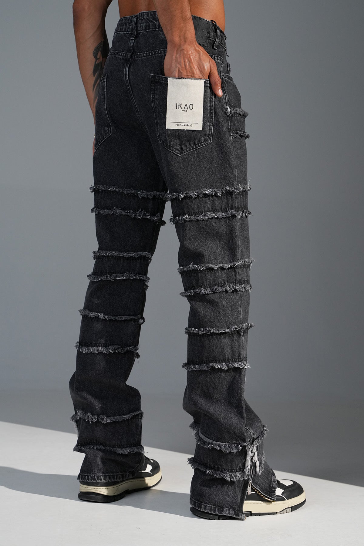 Flaired Baggy Ripped Drip Grey
