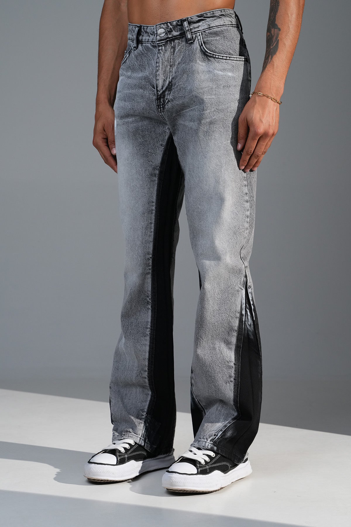 Baggy Jeans Flaired Darkgrey