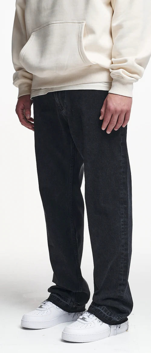 Arun Open Hem Straight Jeans washed black